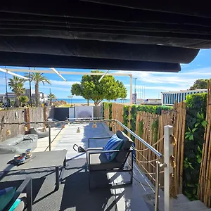 Casa A Pie De Playa En Playamar Torremolinos